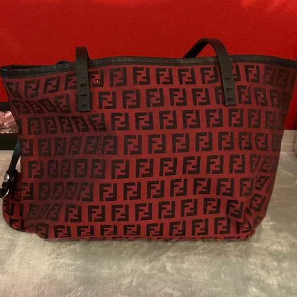 Fendi Red and Black Logo Canvas Tote with Matching Pouch 12X8 inch - Picture 4 of 12